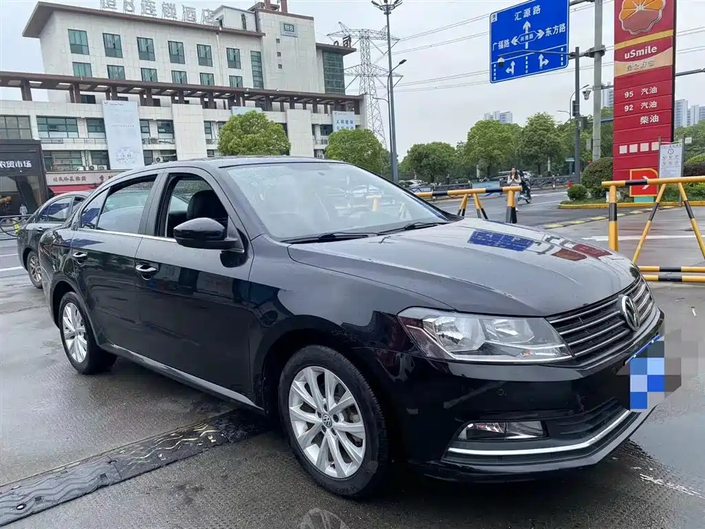 VOLKSWAGEN LAVIDA 2018