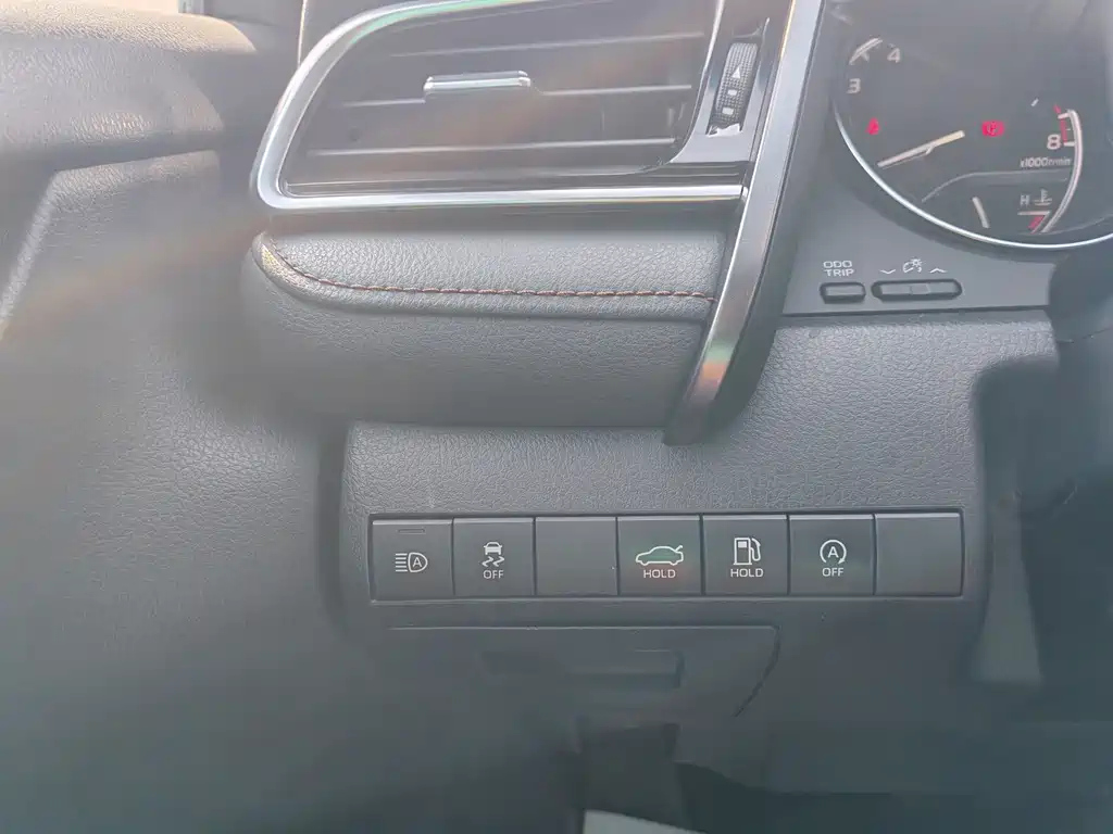 TOYOTA CAMRY 2019