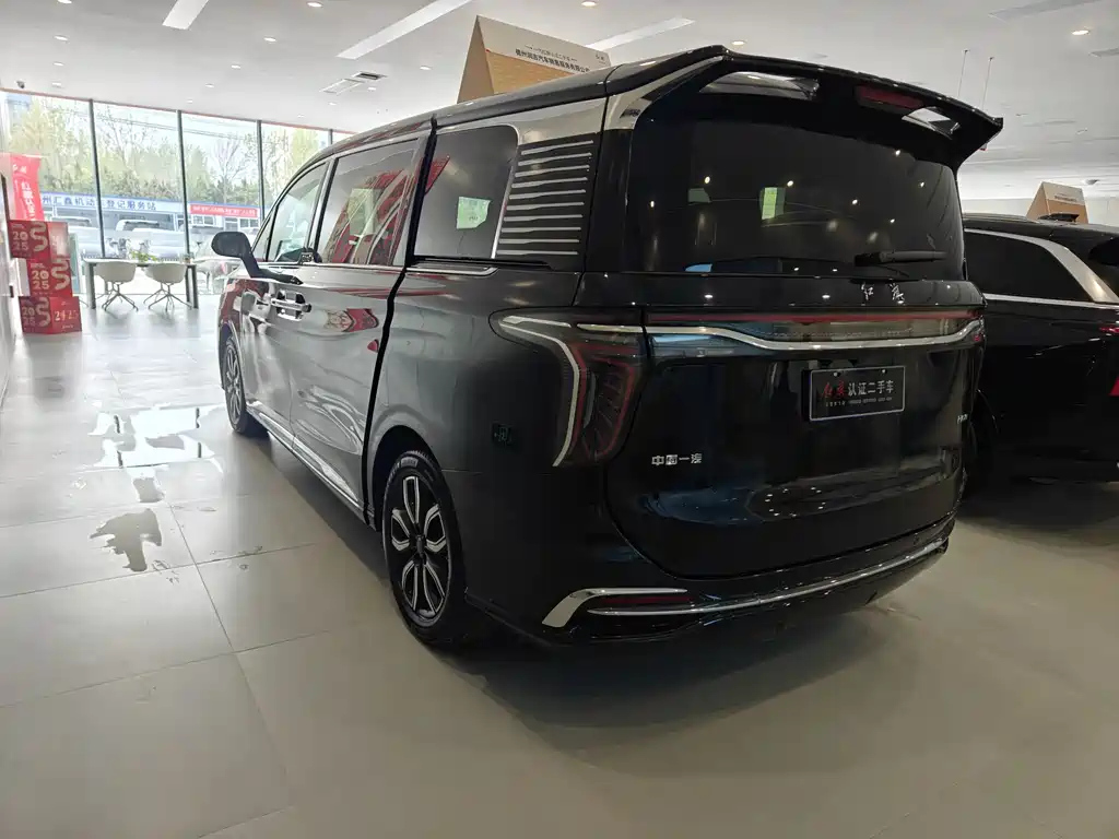 HONGQI HQ9 2023
