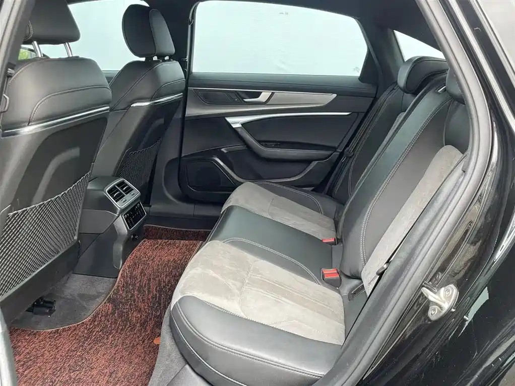 AUDI A6L 2021