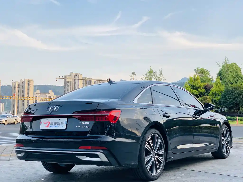 AUDI A6L 2023