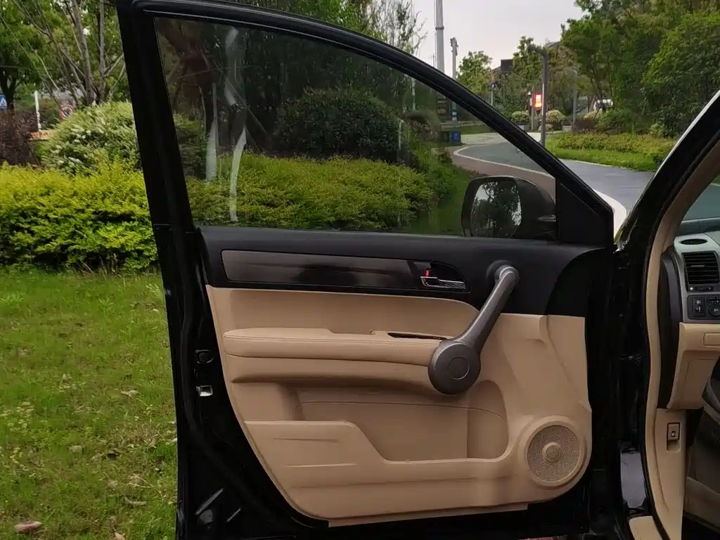 HONDA CR-V 2010