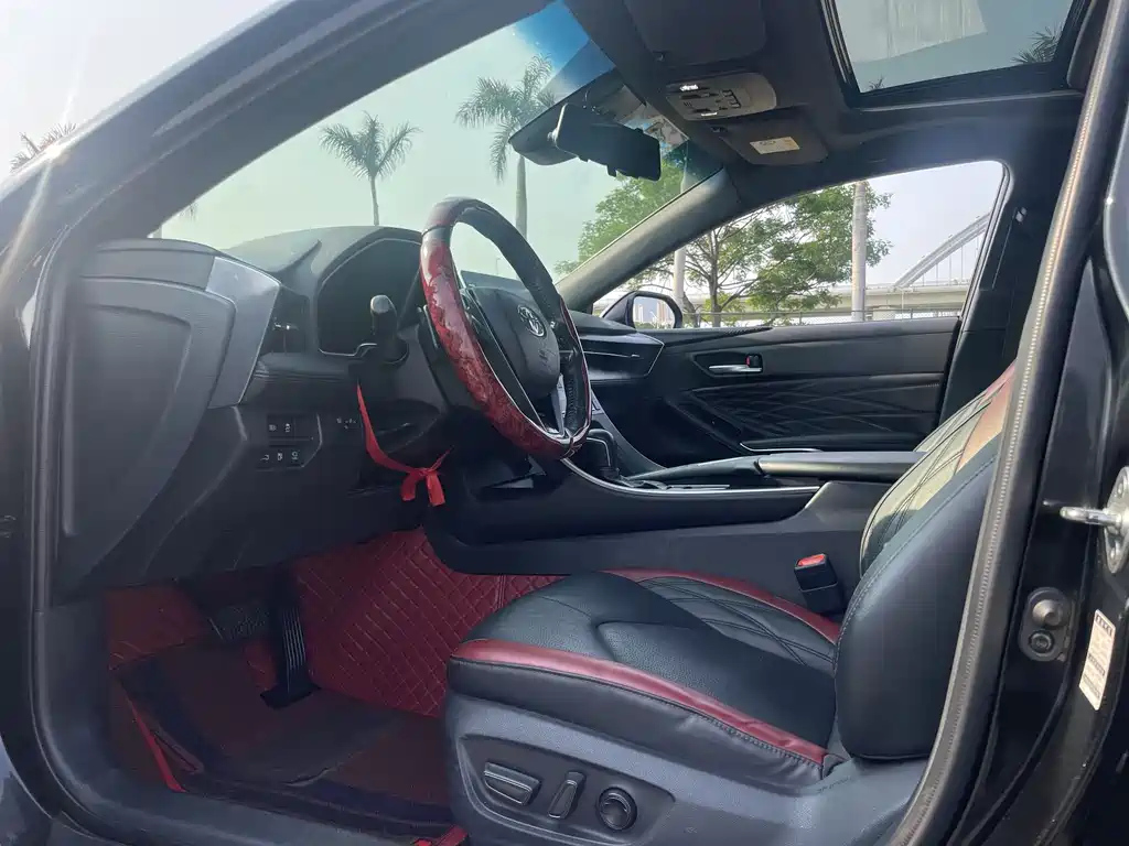 TOYOTA AVALON 2022