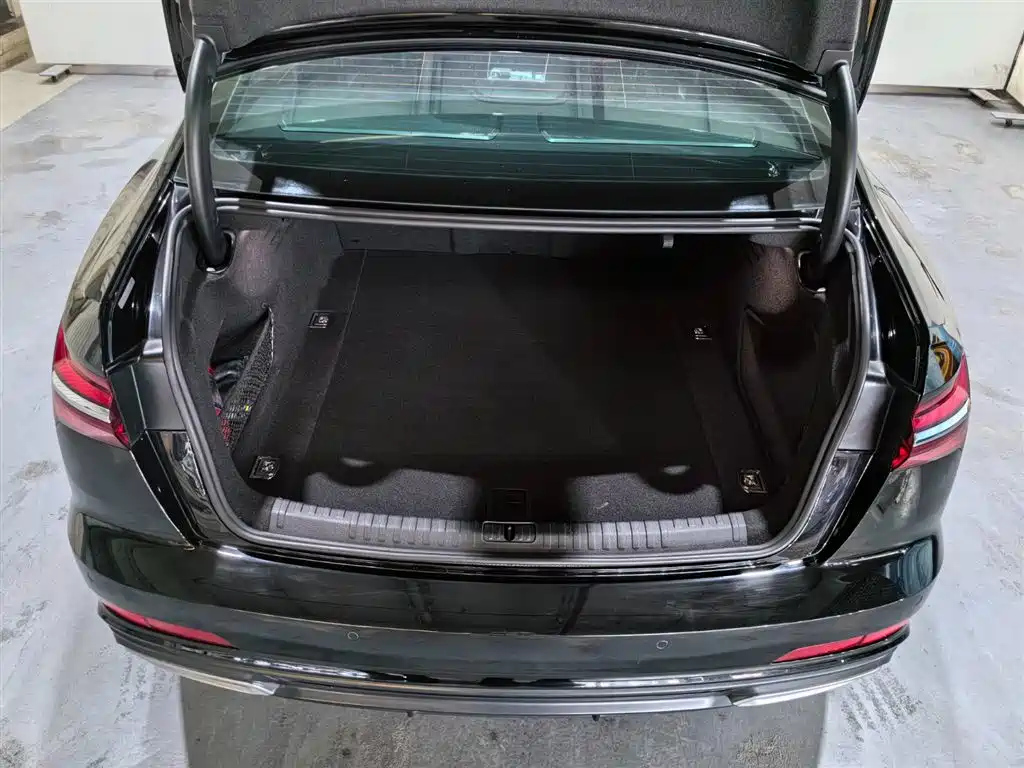 AUDI A6L 2020