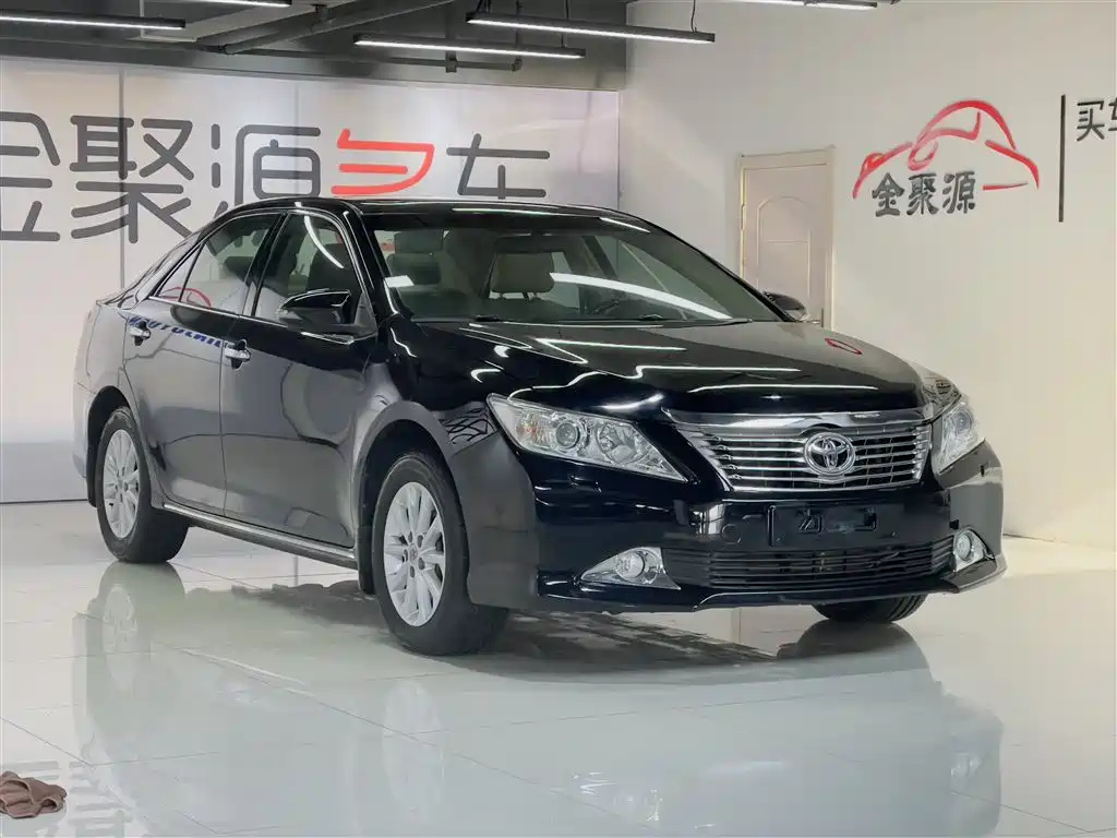 TOYOTA CAMRY 2013