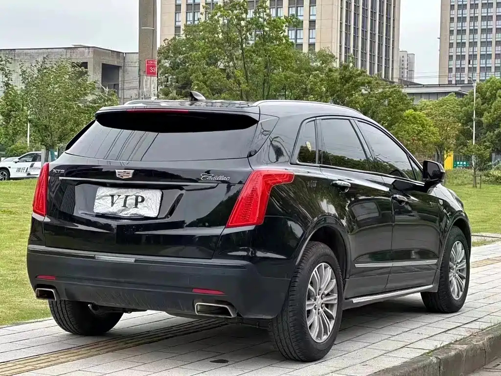 CADILLAC XT5 2017