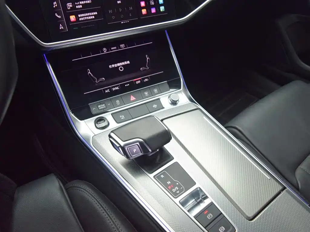 AUDI A6L 2020