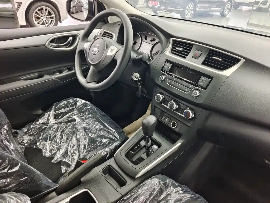 NISSAN SYLPHY 2024