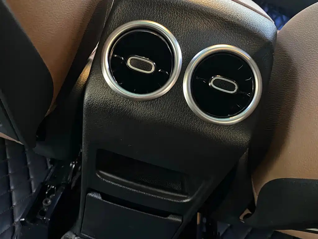 MERCEDES BENZ GLB 2020