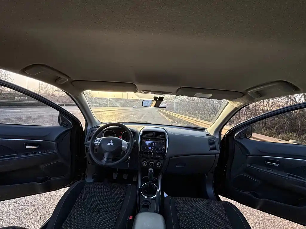 MITSUBISHI ASX ASX 2015