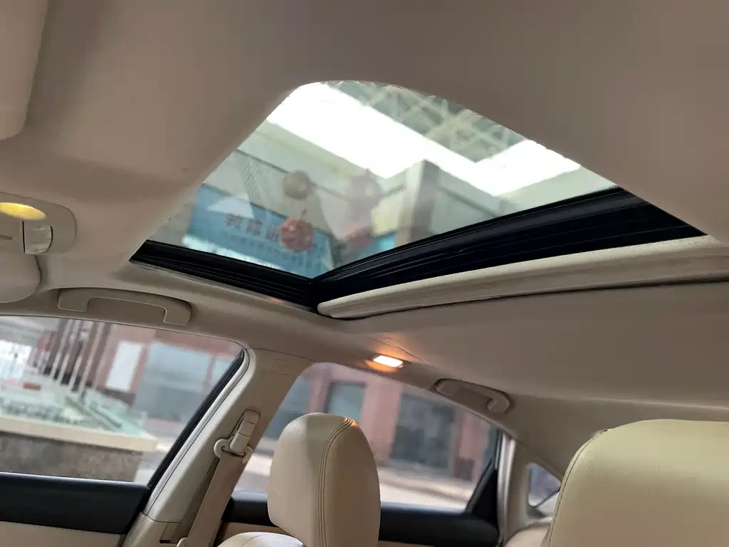 NISSAN TEANA 2017
