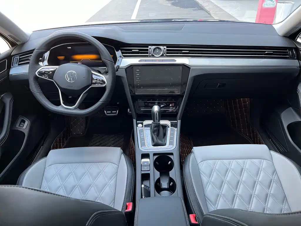 VOLKSWAGEN MAGOTAN 2024