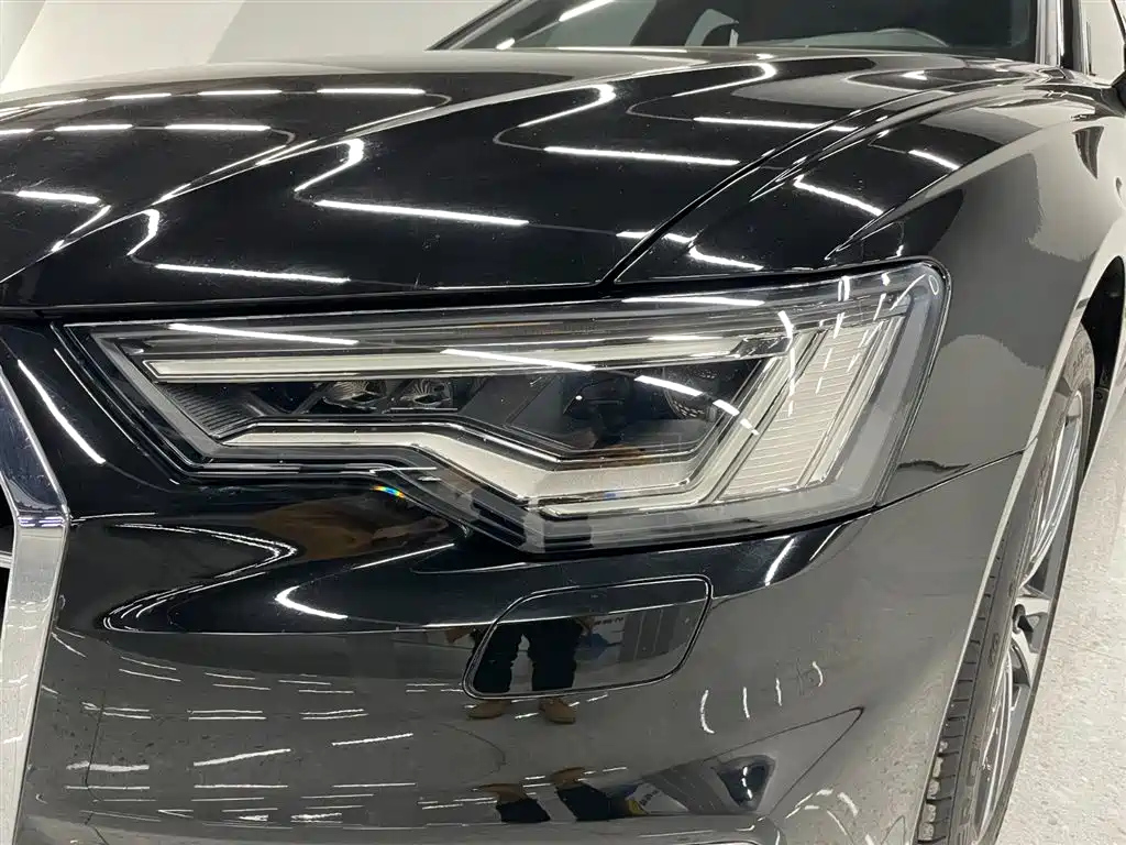 AUDI A6L 2021