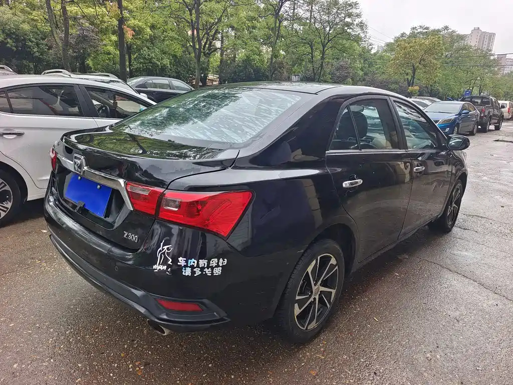 ZOTYE Z300 2016