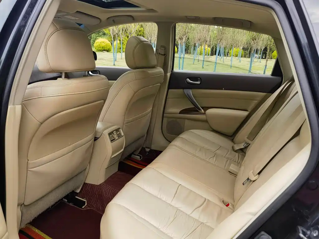 NISSAN TEANA 2012