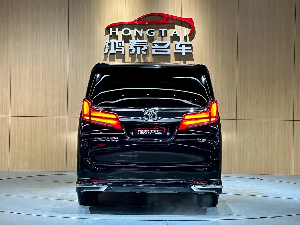 TOYOTA ALPHARD 2016