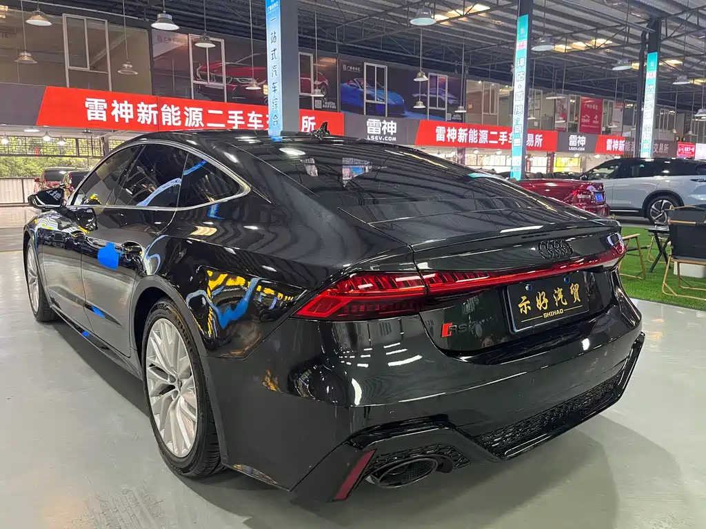 AUDI A7 2021