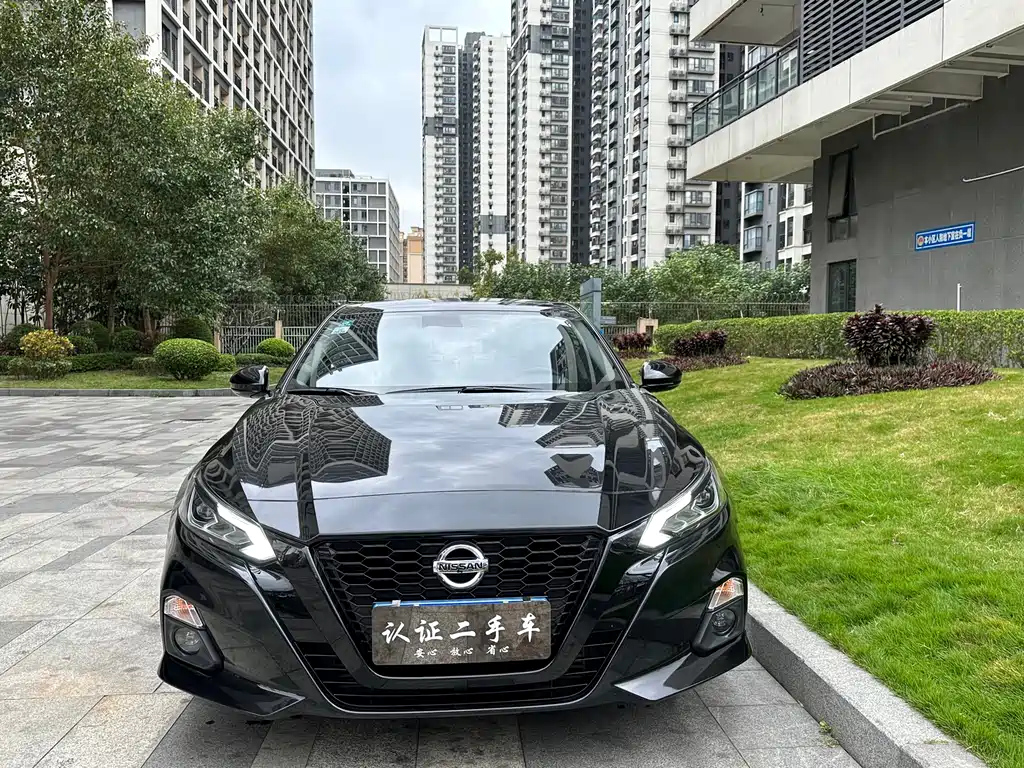 NISSAN TEANA 2022