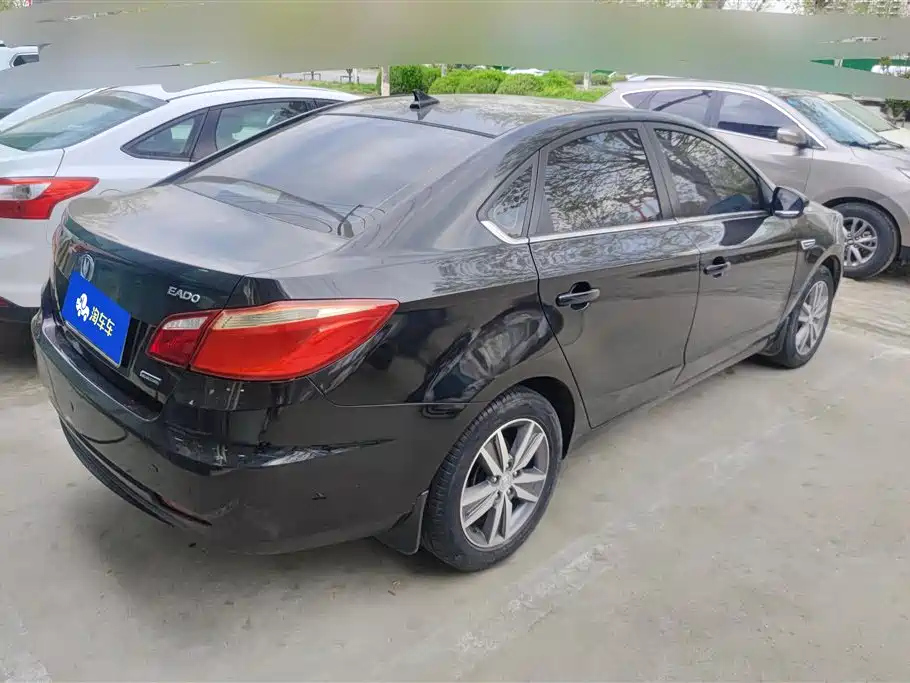 CHANGAN EADO 2016