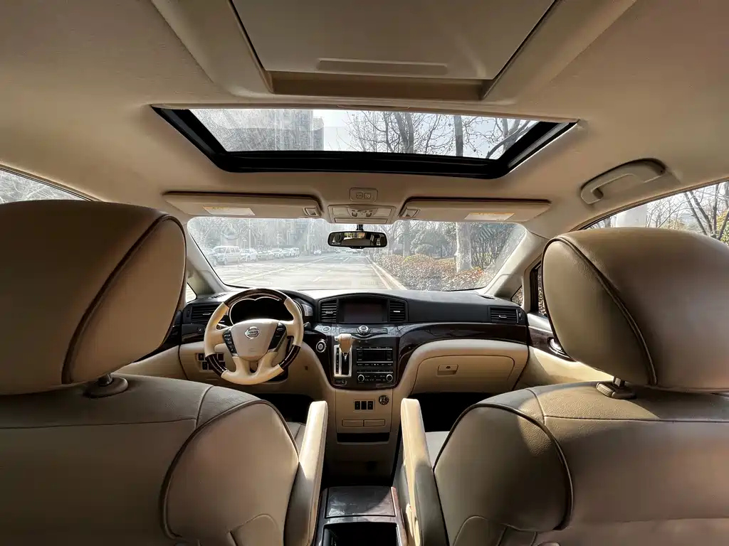NISSAN QUEST 2014