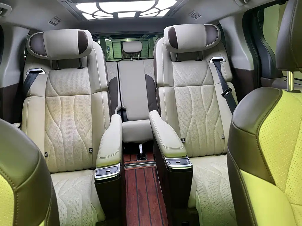TOYOTA SIENNA SIENNA 2023