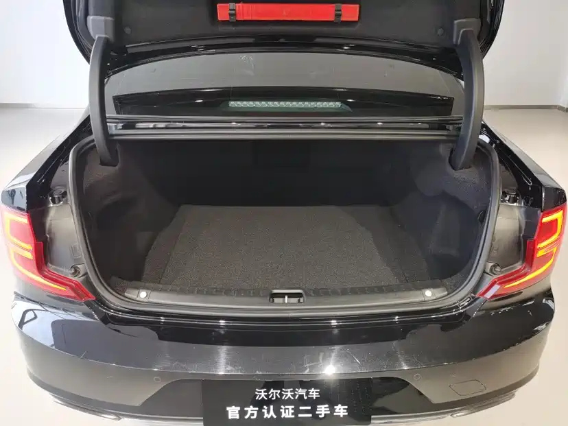 VOLVO S90 2020