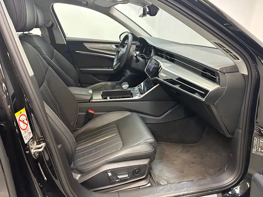 AUDI A6L 2023