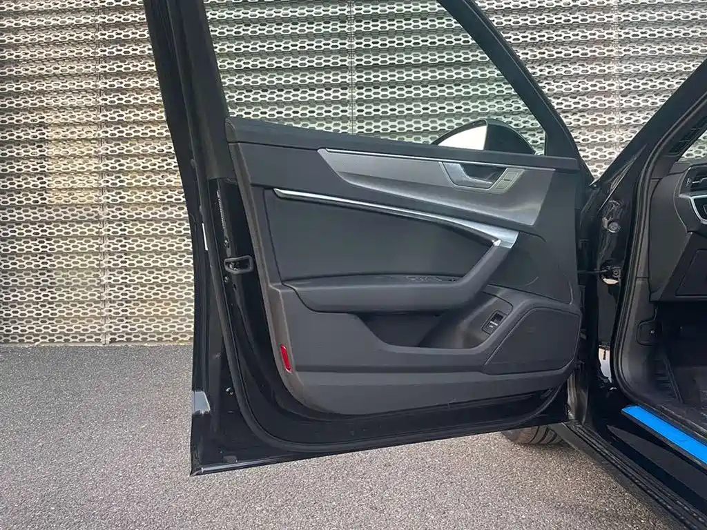 AUDI A6L 2024