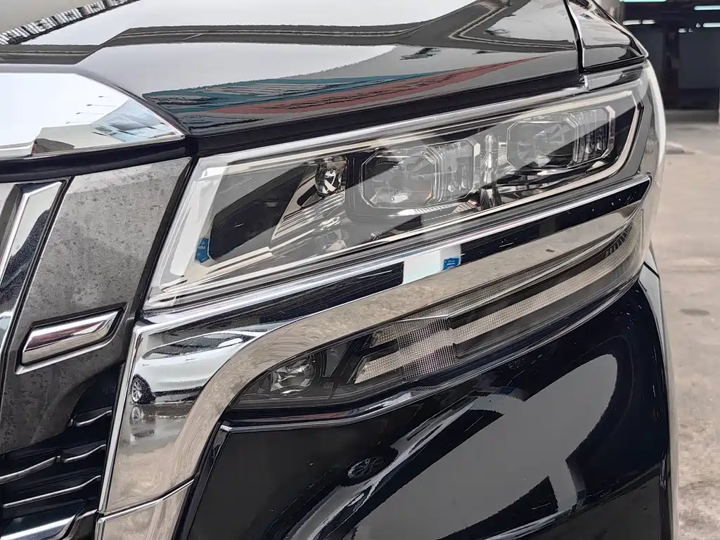 TOYOTA ALPHARD 2019