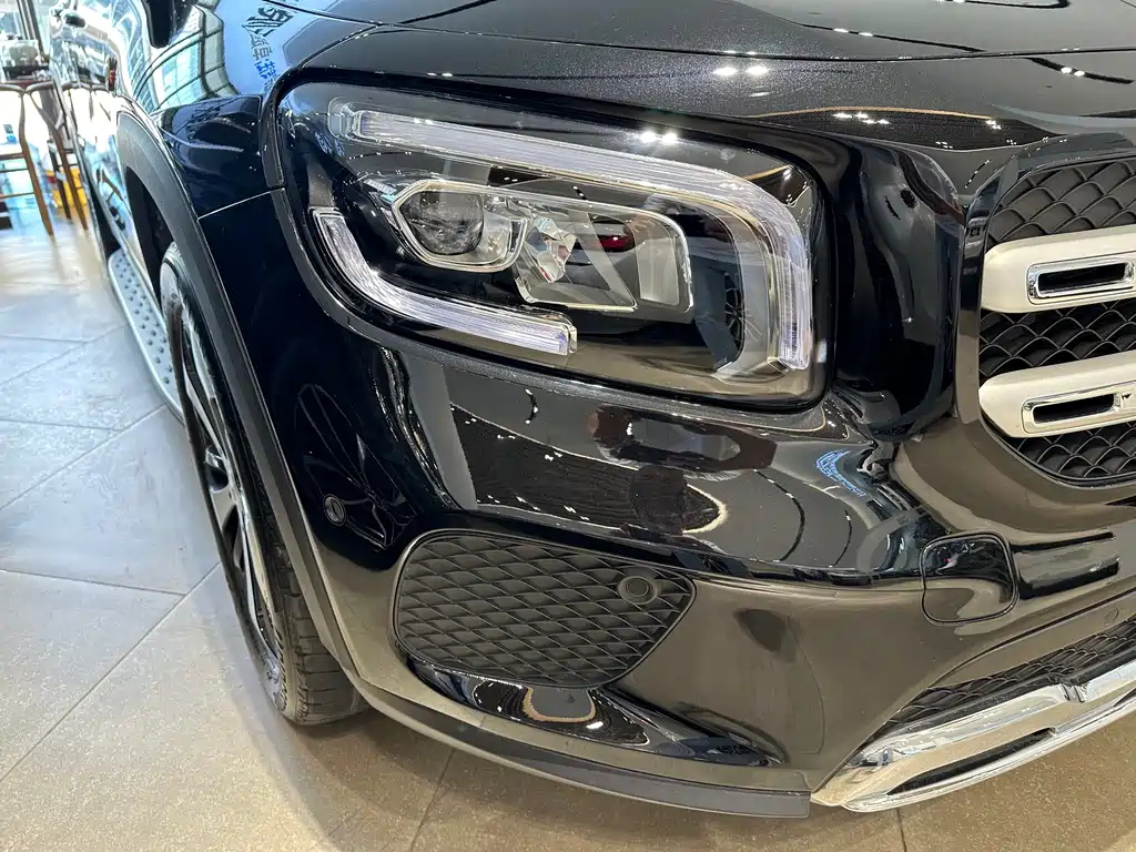 MERCEDES BENZ GLB 2022