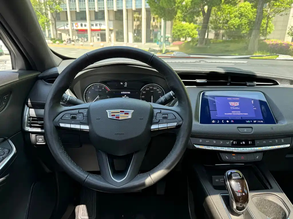 CADILLAC XT4 2020