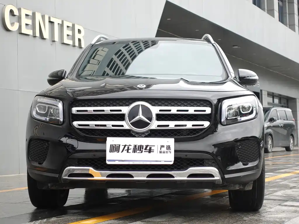 MERCEDES BENZ GLB 2021