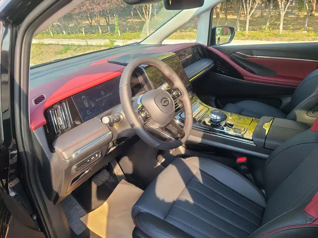 TRUMPCHI M8 2023