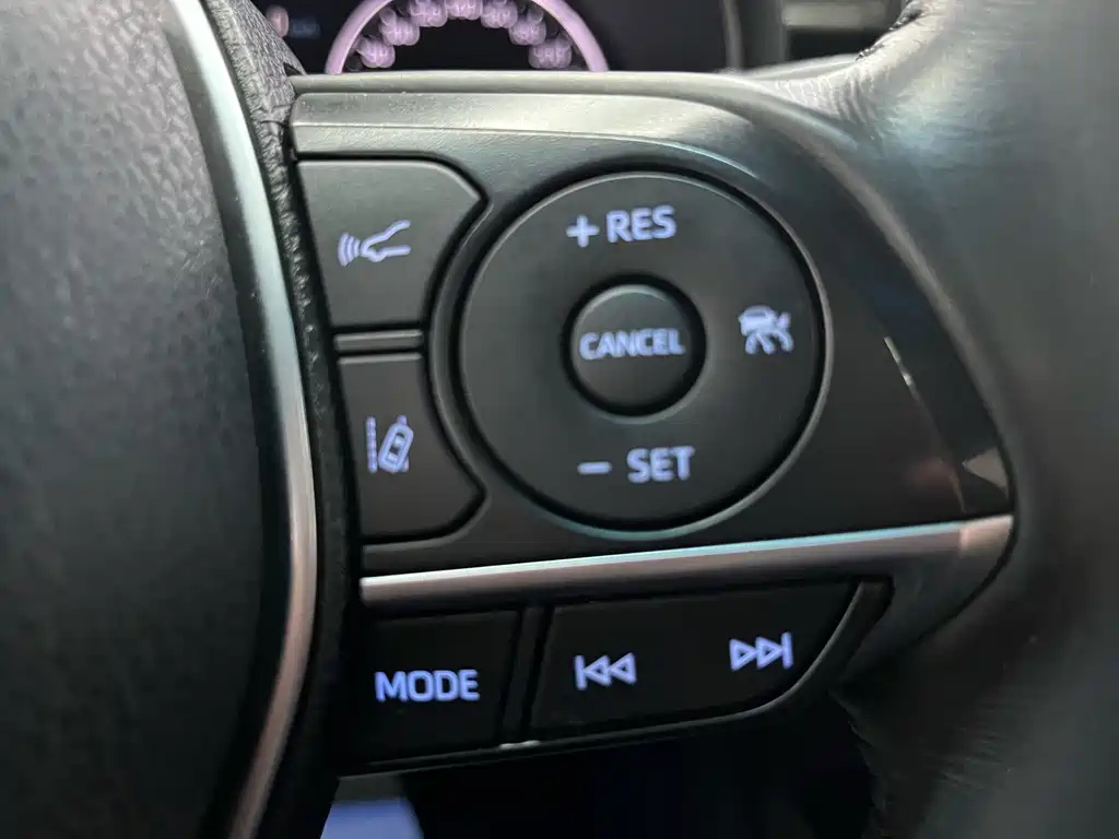 TOYOTA AVALON 2021