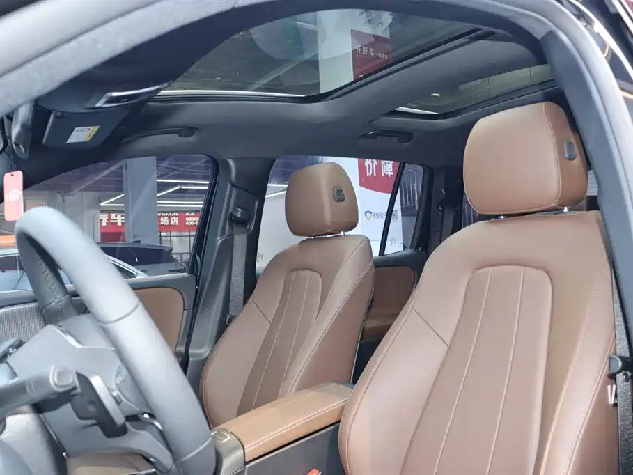 MERCEDES BENZ GLB 2022