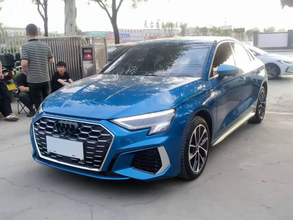 AUDI A3 2021