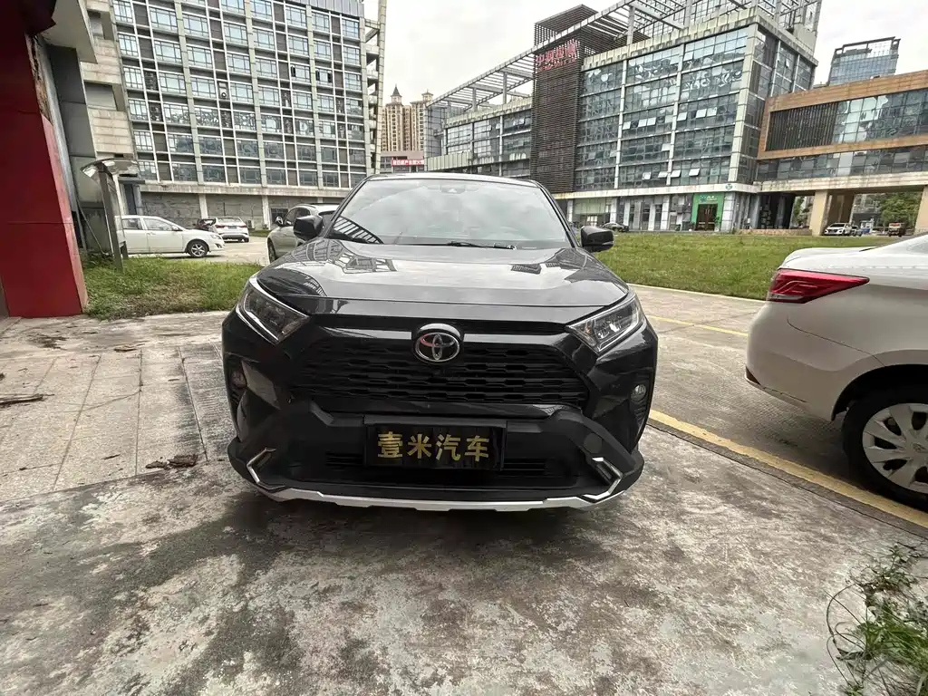 TOYOTA RAV4 RONGFANG 2022