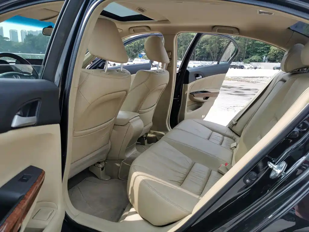 HONDA ACCORD 2011