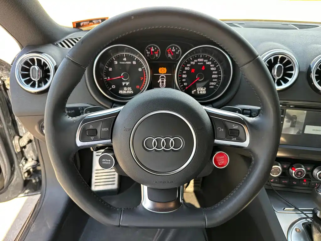 AUDI TT 2014