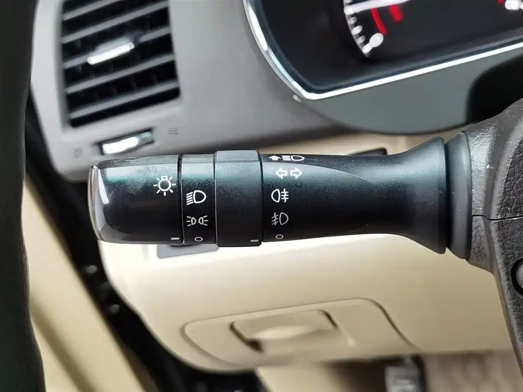TOYOTA HIGHLANDER 2012