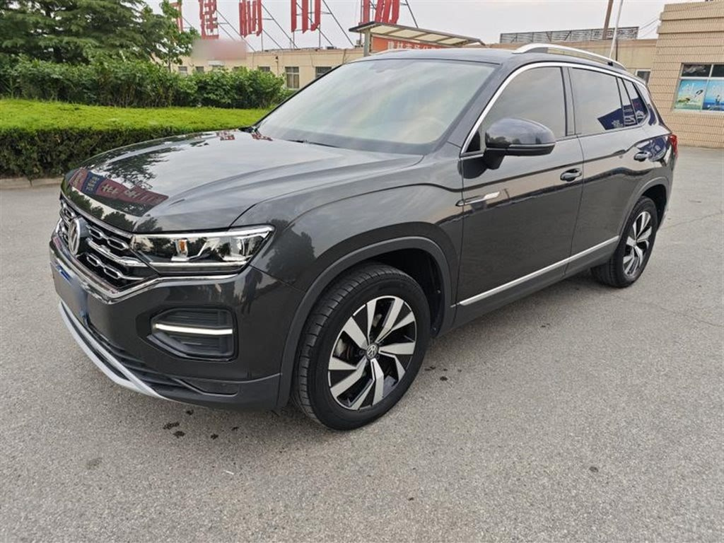 VOLKSWAGEN TAYRON 2021