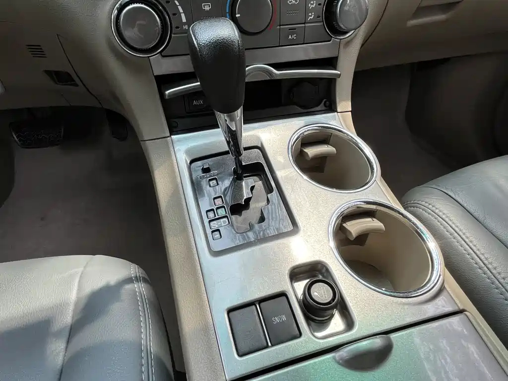 TOYOTA HIGHLANDER 2014