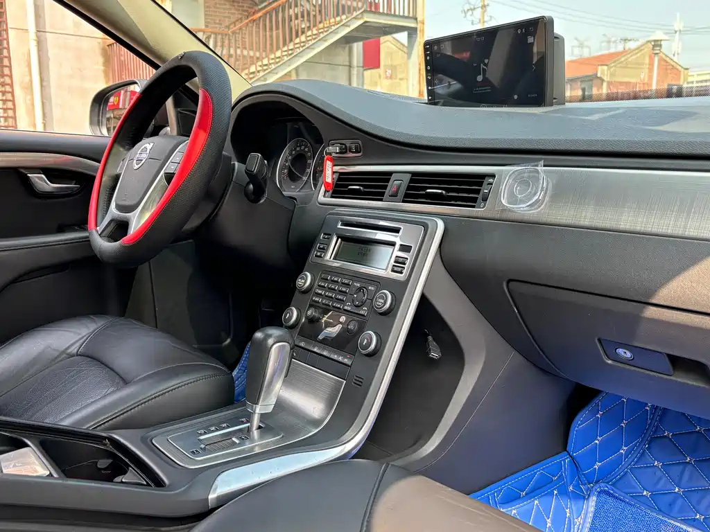 VOLVO S80L 2012