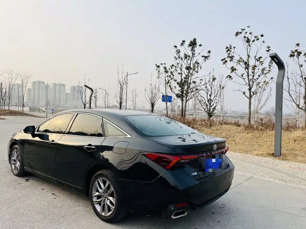 TOYOTA AVALON 2021