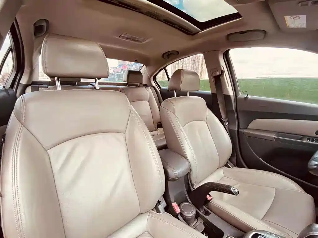 CHEVROLET CRUZE 2013