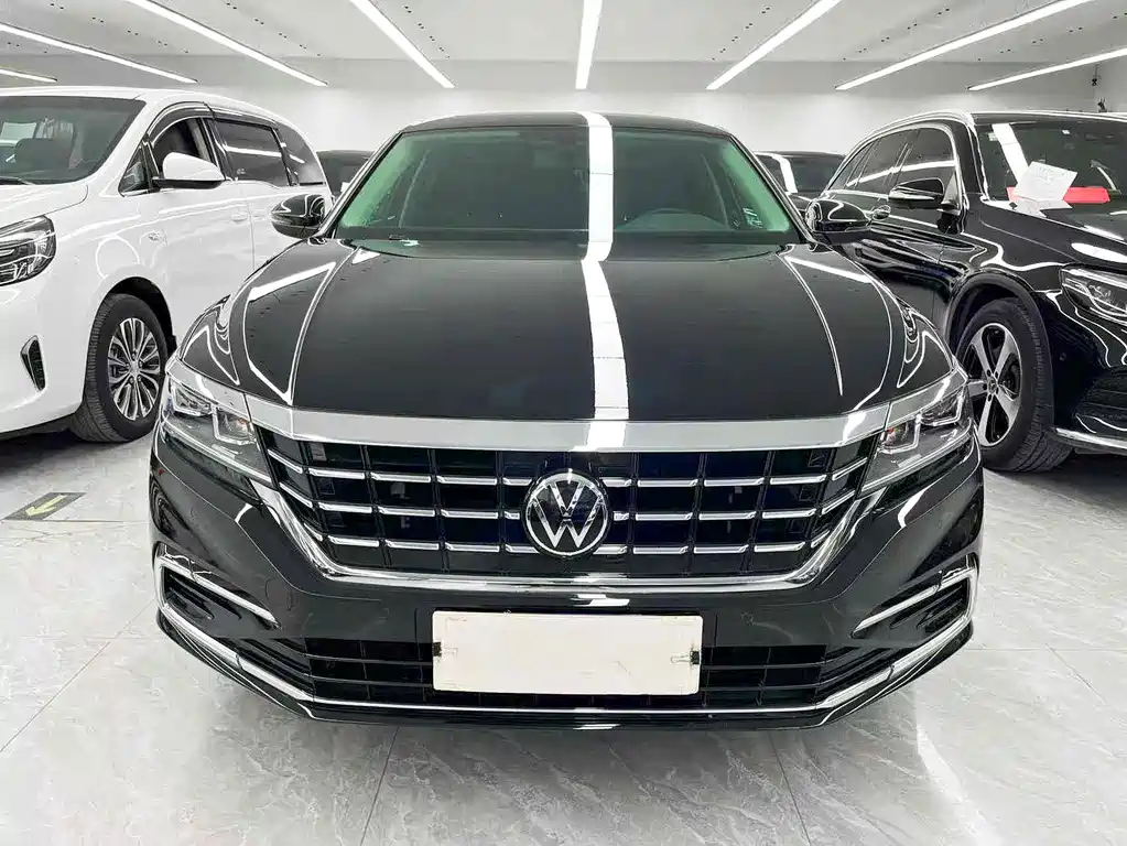 VOLKSWAGEN PASSAT 2021