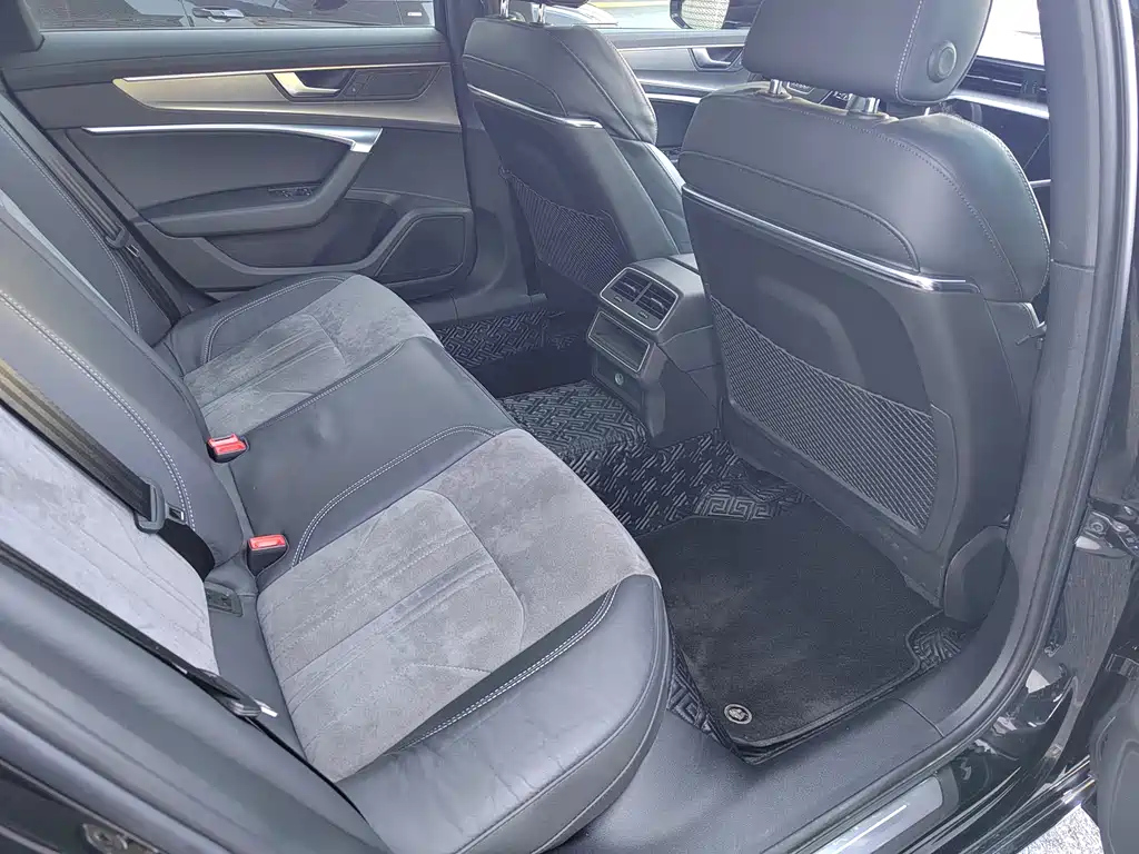 AUDI A6L 2021