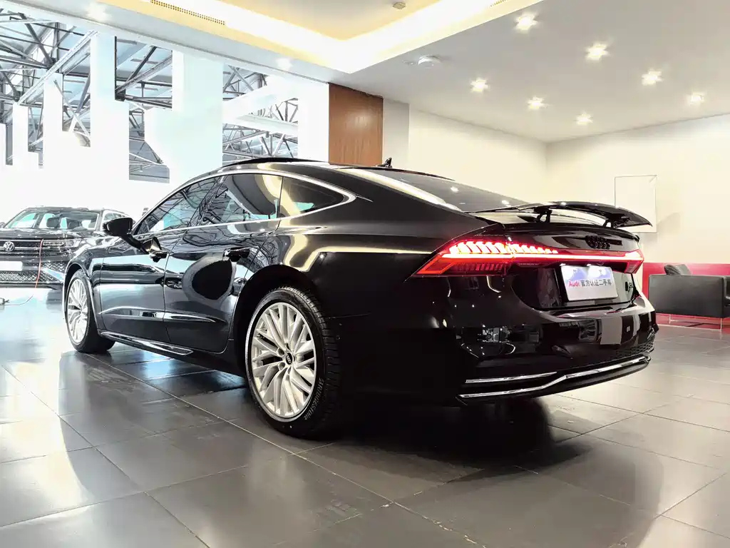 AUDI A7 2021
