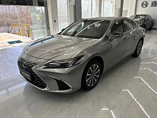 Заказать LEXUS ES