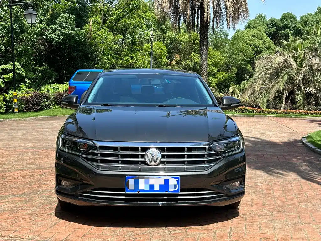 VOLKSWAGEN SAGITAR 2021